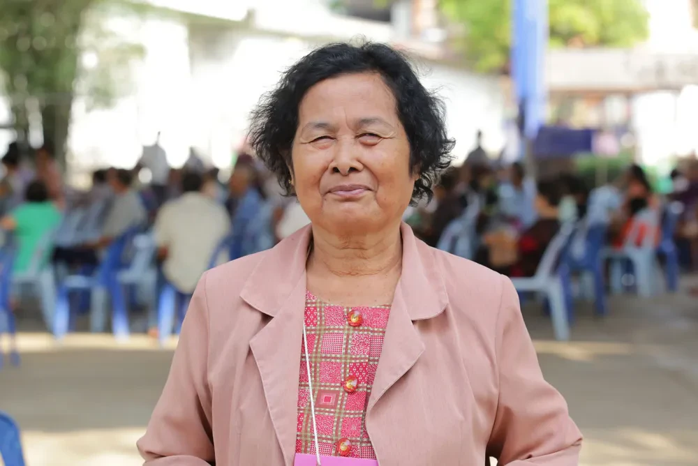 โอสถสภาร่วมเป็นพลัง มอบแสงสว่างแก่ผู้ป่วยโรคต้อกระจก