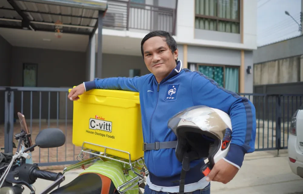 โควิด-19 ไม่ได้แค่เปลี่ยนชีวิตเท่านั้น แต่ยังเปลี่ยนหัวใจของคนไทยให้พร้อมสู้ โอสถสภาร่วมฝ่าวิกฤตโควิด-19 กับ “Life must go on...พลังเพื่อก้าวต่อไป”