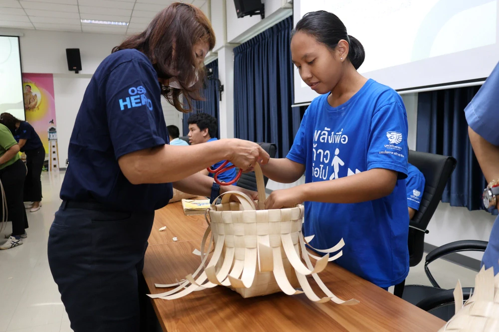 มูลนิธิโอสถสภาเดินหน้าโครงการ มอบโอกาส สร้างอาชีพ ปีที่ 3  ส่งมอบโอกาสให้คนพิการในนนทบุรี