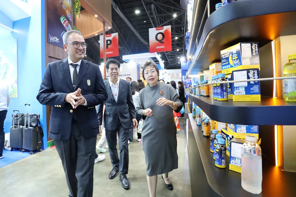 โอสถสภาร่วมต้อนรับคณะผู้บริหารภาครัฐ ให้เกียรติเยี่ยมชมบูธในงาน THAIFEX – Anuga Asia 2026