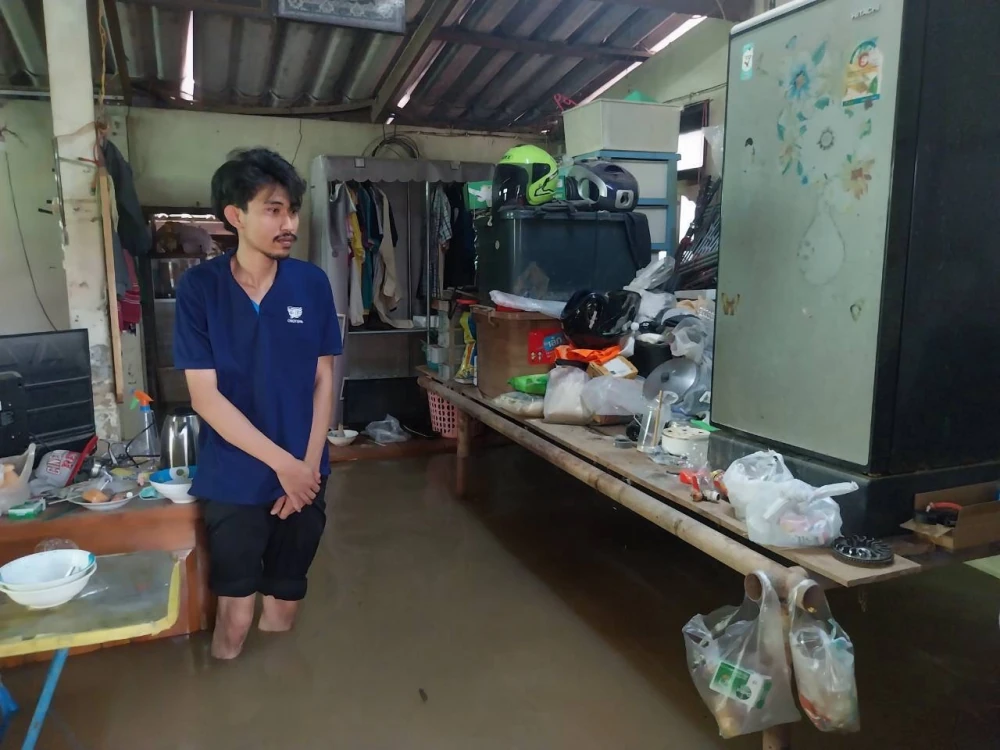 โอสถสภารวมพลังจิตอาสาช่วยผู้ประสบภัยน้ำท่วม ดูแลชุมชนบางกะปิและพนักงานในพื้นที่กรุงเทพฯ–อยุธยา พร้อมสนับสนุนการฟื้นฟูหลังน้ำลด