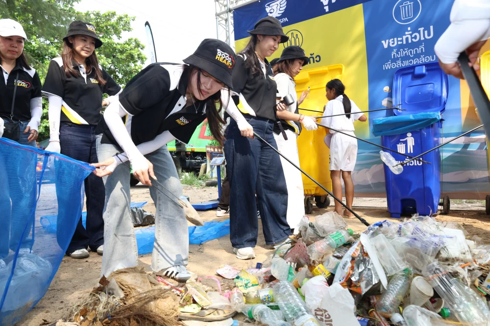 135  ปี โอสถสภาเดินหน้าโครงการ “OSP Bottle to Bottle” ผนึกภาครัฐ พันธมิตร ชุมชน และพนักงานจิตอาสา เปลี่ยนขวดแก้วใช้แล้วกลับสู่ขวดใบใหม่