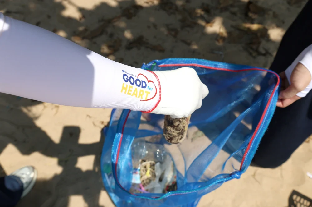 135  ปี โอสถสภาเดินหน้าโครงการ “OSP Bottle to Bottle” ผนึกภาครัฐ พันธมิตร ชุมชน และพนักงานจิตอาสา เปลี่ยนขวดแก้วใช้แล้วกลับสู่ขวดใบใหม่