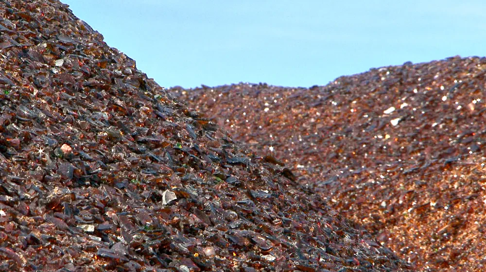 โอสถสภาเดินหน้าบริหารจัดการบรรจุภัณฑ์ตั้งแต่ต้นน้ำถึงปลายน้ำ ตั้งศูนย์รีไซเคิล รับขยะบรรจุภัณฑ์ขวดแก้วไม่จำกัดแบรนด์